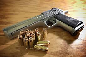 The.50ae is what the desert eagle fires. Mostrar Mensajes Huang Joy