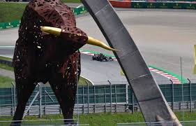 Das gängigste material für red bull ring ist metall. Fqxf9dawk4 Yym
