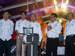 Sepanjang 24 edisi yang lepas, langkawi telah menjadi hos perlumbaan peringkat pertama (grand flag off) sebanyak 13 kali. Kejayaan Ltdl Melangkaui Jangkaan Saya Dr Mahathir