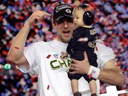 Aaron Rodgers Celebrates Super Bowl Win With Drew Brees Son Super Bowl Wins Aaron Rodgers Super Bowl