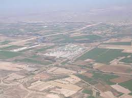 De longitud por una anchura máxima de 150 km. Valle Del Ebro Wikipedia La Enciclopedia Libre