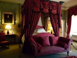 Walls were ornamented with old paintings, portrays of children, plants, animals, etc. 10 Gothic Bedroom Ideas 2021 Dark And More