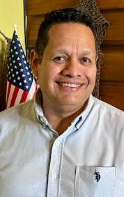 I had the great pleasure of hosting Elie Klein of Adi Negev last night. He  has a warm place in his heart for Port St Lucie! Yo will recall that Elie  spoke