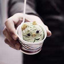Pin By Elizabeth Ingrid On Tasty Treats Ice Cream Food Cat Ice Cream