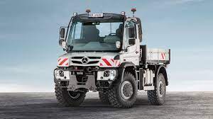 Er ist 2,2 meter breit, unter 3 meter hoch und mit einem radstand von 3. Unimog U 219 U 530 Mercedes Benz Trucks Trucks You Can Trust