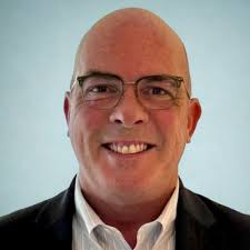 I'm happy to share that I have been promoted to a Controller, Senior  Consultant at Salesforce!