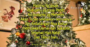 Bersinar tepat di atas sebuah. Kumpulan Puisi Natal 2019