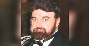 Dewey Eaves's Instagram, Twitter & Facebook