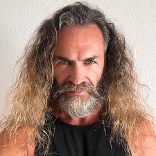 Carlos Barradas's Instagram, Twitter & Facebook