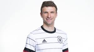 Career stats (appearances, goals, cards) and transfer history. Thomas Muller Spielerprofil Dfb Datencenter