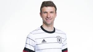 Download 6 free fonts here. Thomas Muller Spielerprofil Dfb Datencenter