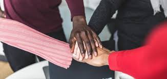 مفهوم العمل الجماعي وضوابطه وأهميته سطور