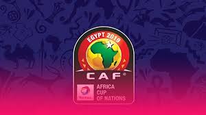 تنطلق قرعة بطولة كأس أمم افريقيا عام 2019، التي ستقام في مصر، اليوم الجمعة 12 أبريل، الساعة 8 مساء، تحت سفح الأهرامات، وتقدم الوطن خدمة البث المباشر. Ø¬Ø¯ÙˆÙ„ Ù…Ø¨Ø§Ø±ÙŠØ§Øª Ø§Ù„Ø¯ÙˆØ± 16 ÙƒØ£Ø³ Ø£Ù…Ù… Ø£ÙØ±ÙŠÙ‚ÙŠØ§ 2019 Ù…ÙˆØ§Ø¹ÙŠØ¯ Ù…Ø¨Ø§Ø±ÙŠØ§Øª Ø§Ù„ÙŠÙˆÙ… Ø§Ù„Ø³Ø¨Øª 2019 7 6 ÙÙŠ ÙƒØ£Ø³ Ø§Ù„Ø£Ù…Ù… Ø§Ù„Ø£ÙØ±ÙŠÙ‚ÙŠØ©