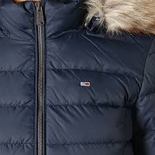 Du coup, la doudoune homme est devenue la pièce idéale pour passer un hiver chaud, confortable, et tendance. Women Tommy Hilfiger Essential Hooded Down Jacket Dw0dw06774 Femme Veste Doudoune Ecru Clothing Shoes Accessories Vishawatch Com