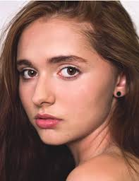 Claire MUA (@cmcguiremua)