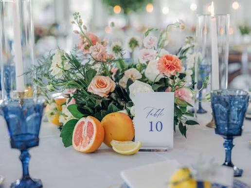 36 Fruit Centerpieces for Your Wedding for a Fresh & Fun Twist