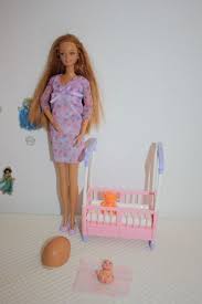 Con los juegos de vestir puedes elegir entre miles de outfits y prendas de ropa. Venta Juegos De Compras De Barbie En Stock