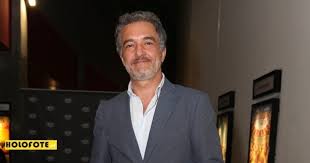 É uma personagem que vai revolucionar o núcleo principal, disse o ator. Bssqm3prqrovbm