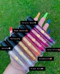 Stir in 1 tablespoon of carrier oil (i used a mix of jojoba and castor). Wand Tube Glitter Lip Gloss Glitter Trap Cosmetics Glitter Lips Lip Gloss Business Glitter Lip Gloss