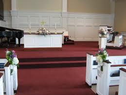 Flowers are always a good idea on a wedding day. Clarence First Presbyterian Church Wedding Flowers Buffalo Wedding Event Flowers By Lipinoga Florist