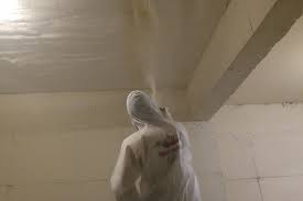 Kendi başınıza yapacağınız kolay bir uygulama olan tavan kaplamanın, püf noktaları: Bodrum Ters Tavan Poliuretan Kopuk Uygulamasi