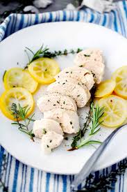 Easy Poached Chicken For Meal Prep - Simple Bites
