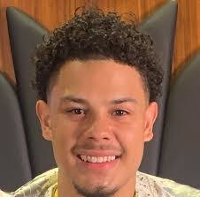 Caleb Clardy's Instagram, Twitter & Facebook