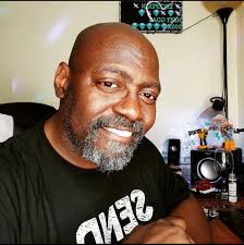 FakeTeeJay (@FakeTeeJay)