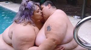 SSBBW lesbians pool fun XXX Porn Video - PervertTube.com
