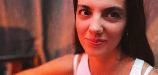 Lydia Oliver's Instagram, Twitter & Facebook