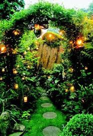 Pacific Nw The Magic Of A Twilight Garden Seattle Times Newspaper Beautiful Gardens Magical Garden Dream Garden