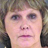 Linda Eaves's Instagram, Twitter & Facebook