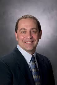 Training prepares pharmacists to recognize opioid problems