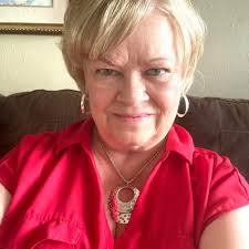 Well hello white top. I kinda like it. 🤍