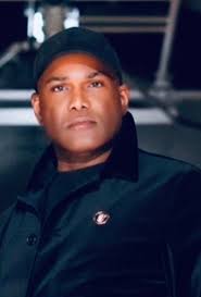 Nothing speaks LIVE more than LIVE. U know how much I care about live  performance so it was a pleasure speaking @billboard's Live Music Summit.  Something is coming....stay tuned.