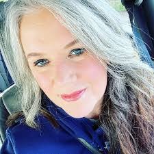 Angi Cox's Instagram, Twitter & Facebook