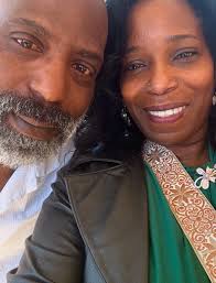 One Thomas twins did not take to Opie the other fasinated by his beard.