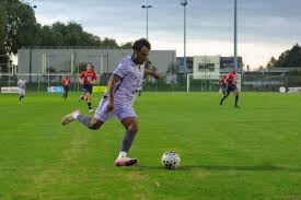 Photo National 3 :  Vierzon le Moulins Yzeure Foot doit surfer sur sa ...