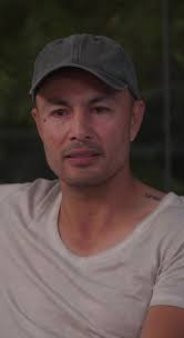 Toni Talks with Derek Ramsay