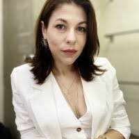 Diane Moniz's Instagram, Twitter & Facebook