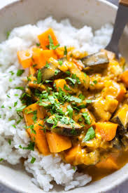 A Delightful Eggplant Sweet Potato Curry Recipe That Is Perfect For Meal Prep Fully P Sweet Potato Curry Eggplant Sweet Potato Recipe Sweet Potato Curry Vegan
