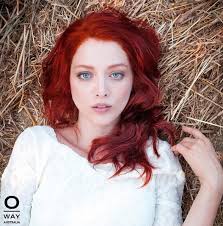 Our green chemists hand select the highest quality formulations to achieve professional results without the use of common salon toxins. Hairdressing Salon Gordon Contours Of Hair