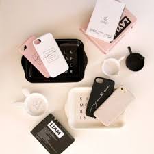 画期的 ボトルを壁付けできるホルダー 何度でも貼り替え可能で便利 usagi works powered by ライブドアブログ アクセサリー 収納 100均 アクセサリー 収納 100均 ハンドメイド