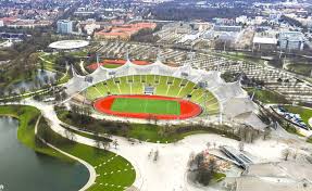 Nach zerstörungen während des zweiten weltkriegs ließ die stadt das grünwalder. Stadion Umbau 1860 Vorubergehend Im Olympiastadion Liga3 Online De
