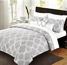 Target fieldcrest warmest down comforter (now discontinued), feathered friends bavarian medium 700 down comforter, and riley. Amazon Com Max Studio Modern Geometric Quatrefoil Trellis Pattern King Size 6pc Duvet Comforter Set G Comforter Sets Duvet Comforter Sets Grey Comforter Sets