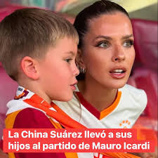 La China Suárez llevó a sus hijos a un partido del Galatasaray 😱👏  #LaChina #ChinaSuarez #eugeniasuarez #lachinasuarez #icardi #mauroicardi