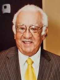 Casey Plummer's Instagram, Twitter & Facebook