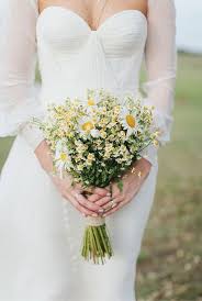 Wedding Flower Inspiration Daisy Daisy Wedding Theme Daisy Bouquet Wedding Wedding Flower Inspiration