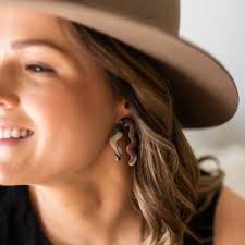 Clay by Fox 🦊 (@claybyfox) · Instagram photos and videos