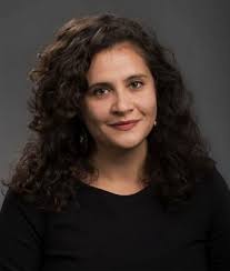 Ana Muniz's Instagram, Twitter & Facebook